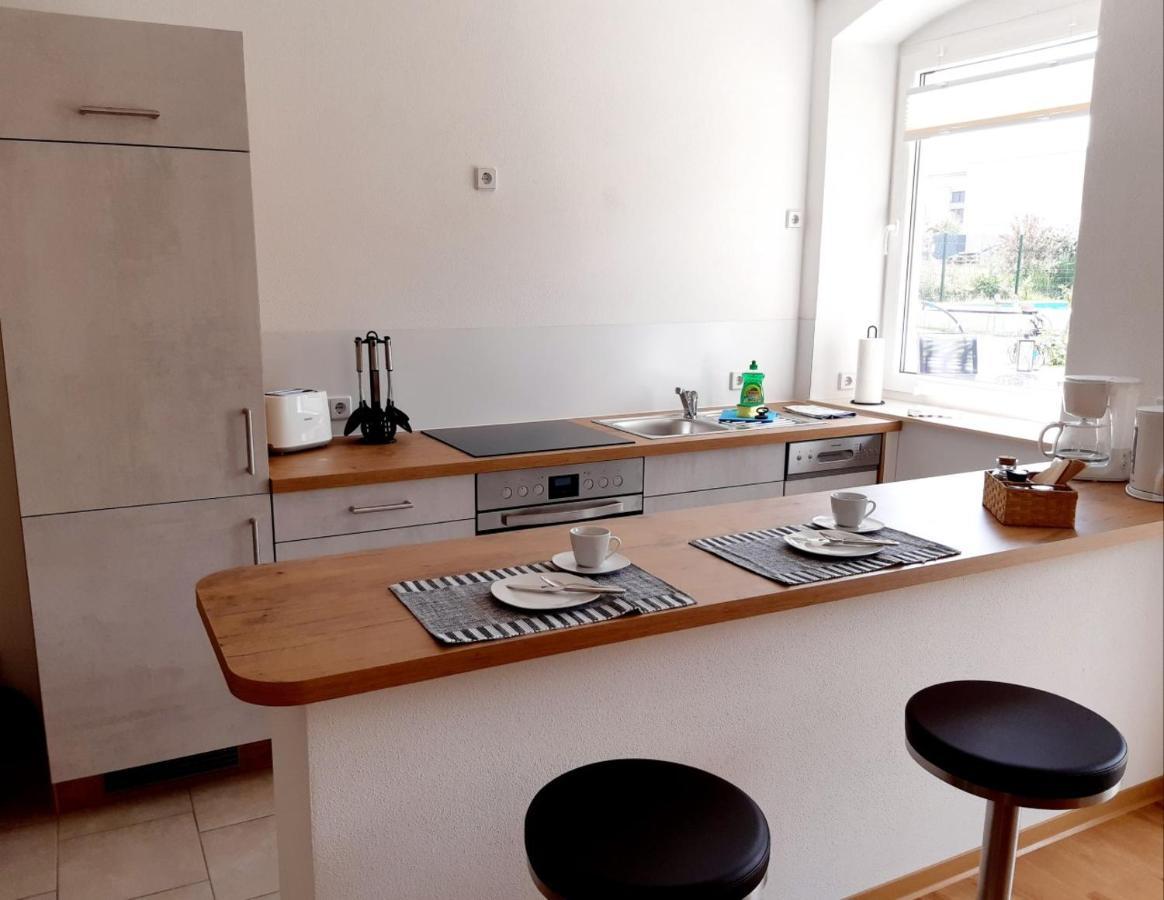 Stadtoase Geraeumige Gaestewohnungen Mit Balkon, Komfort, Modernitaet Und Ruhe, Fuer Monteure Geeignet, Free Wifi フランケンベルク エクステリア 写真