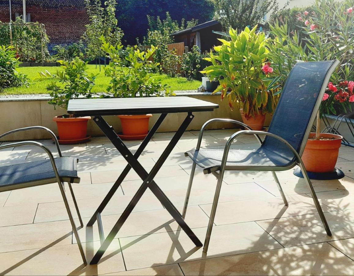 Stadtoase Geraeumige Gaestewohnungen Mit Balkon, Komfort, Modernitaet Und Ruhe, Fuer Monteure Geeignet, Free Wifi フランケンベルク エクステリア 写真