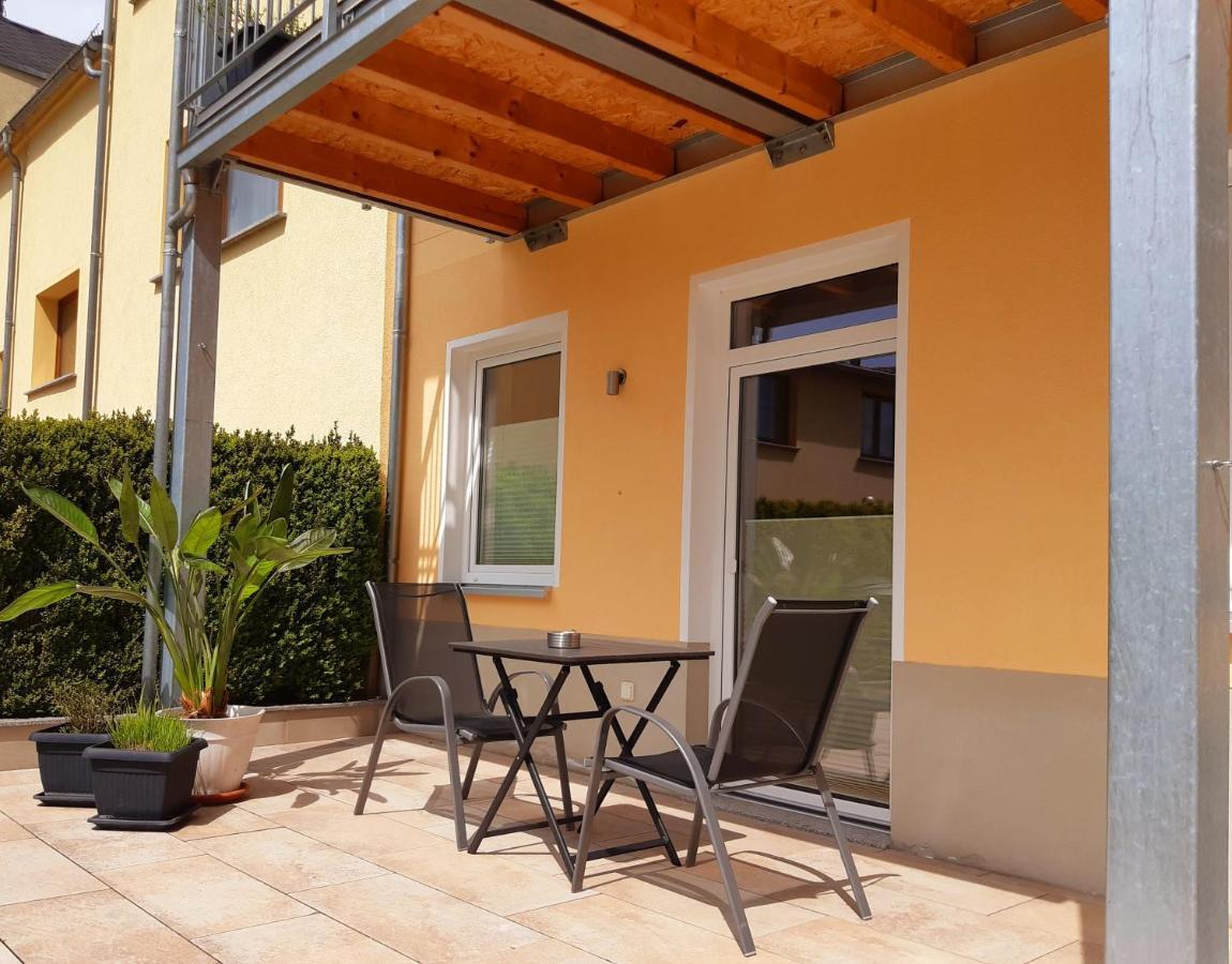 Stadtoase Geraeumige Gaestewohnungen Mit Balkon, Komfort, Modernitaet Und Ruhe, Fuer Monteure Geeignet, Free Wifi フランケンベルク エクステリア 写真