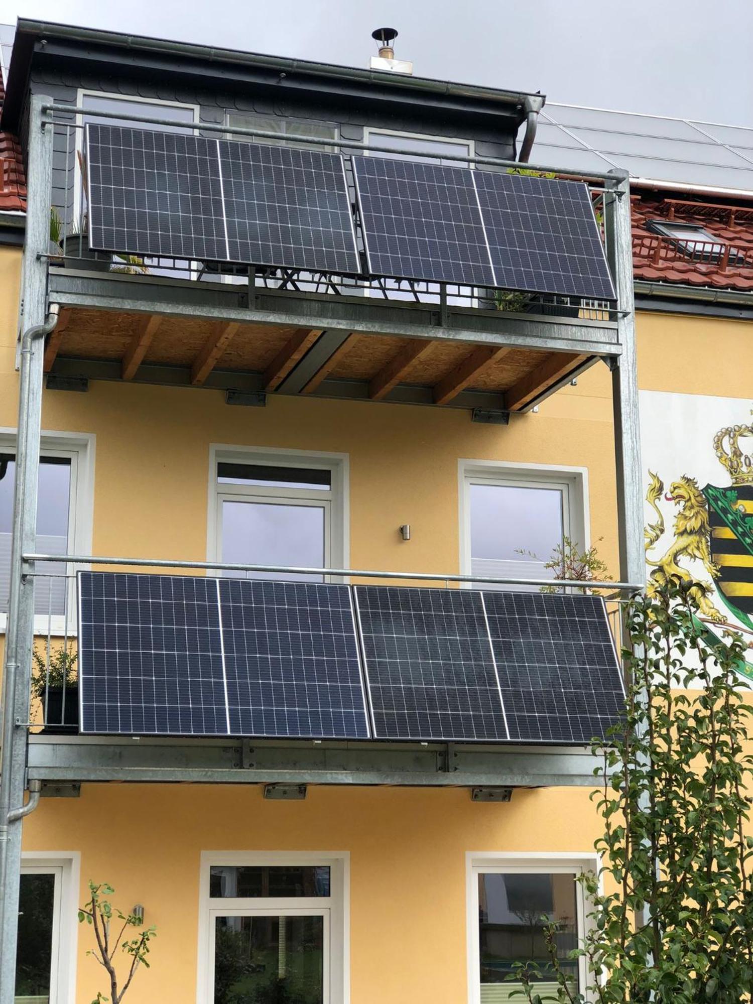 Stadtoase Geraeumige Gaestewohnungen Mit Balkon, Komfort, Modernitaet Und Ruhe, Fuer Monteure Geeignet, Free Wifi フランケンベルク エクステリア 写真