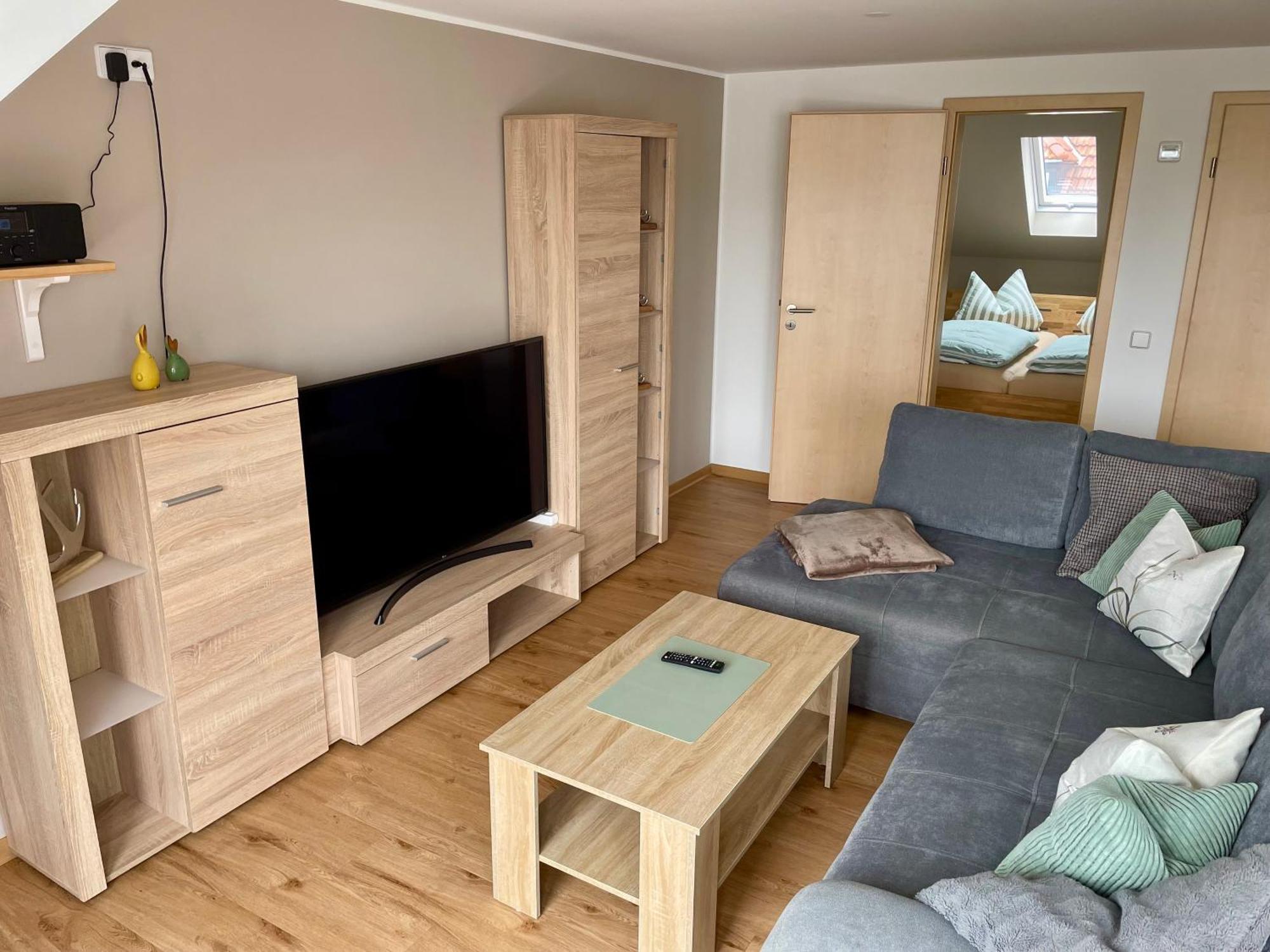 Stadtoase Geraeumige Gaestewohnungen Mit Balkon, Komfort, Modernitaet Und Ruhe, Fuer Monteure Geeignet, Free Wifi フランケンベルク エクステリア 写真